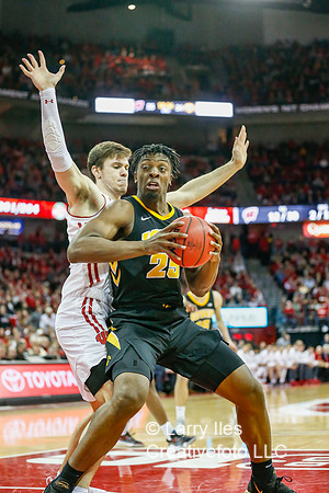 DKI190307013_IOWA_at_WIS