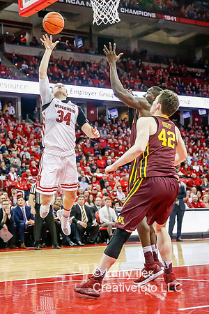 DKI180219019_Wisconsin_Minnesota