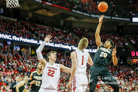 DKI180215019_Wisconsin_Purdue