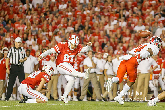 DKI180831004_WKU_at_Wisc_Football