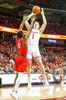 DKI171213004_Wisconsin_Western_Kentucky