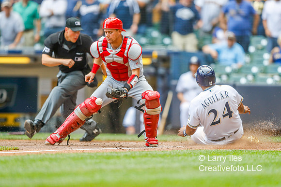 DKI180530023_Cardinals_at_Brewers