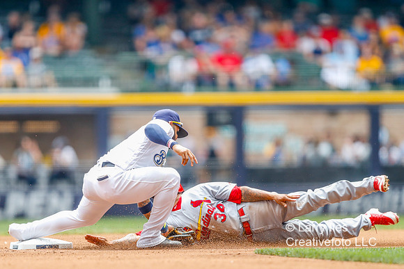 DKI180530013_Cardinals_at_Brewers