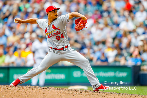 DKI180530020_Cardinals_at_Brewers