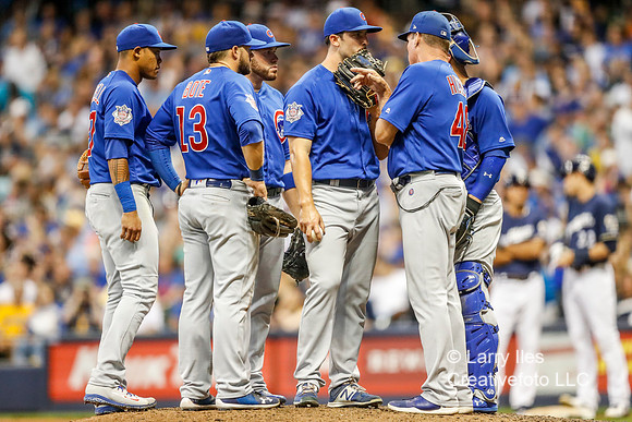DKI180904020_Cubs_at_Brewers