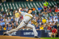 DKI17091301_Pirates_vs_Brewers_Game_3