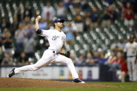 DKI17091311_Pirates_vs_Brewers_Game_3