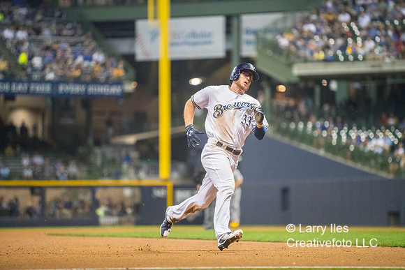 DKI17091309_Pirates_vs_Brewers_Game_3