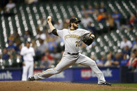 DKI17091310_Pirates_vs_Brewers_Game_3