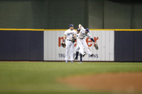 DKI17091313_Pirates_vs_Brewers_Game_3