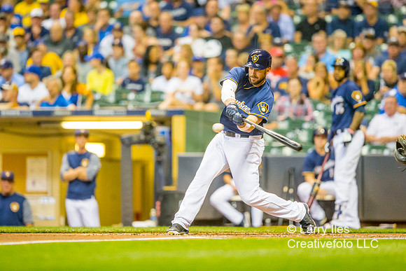 DKI17092603_Brewers_Reds