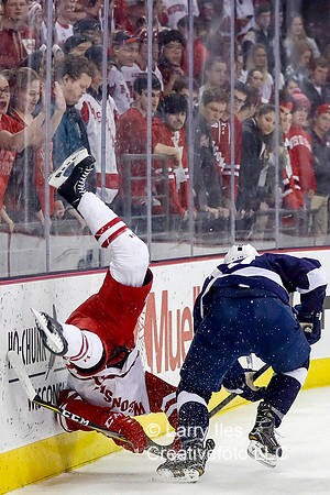 DKI180126015_Wisconsin_Penn_State