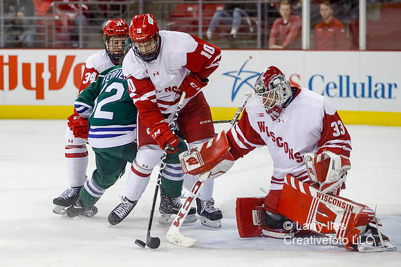 DKI171125019_Wisconsin_Mercyhurst