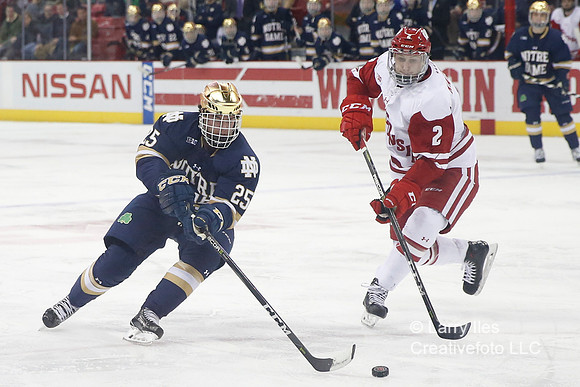 DKI171208017_Wisconsin_Notre_Dame