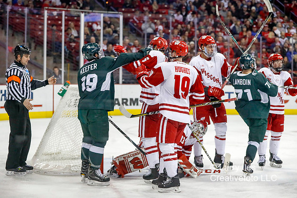 DKI180112020_Wisconsin_Michigan_State