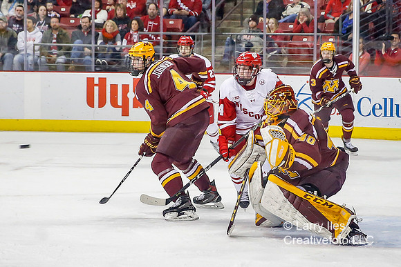 DKI180209015_Wisconsin_Minnesota