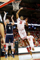 DKI171112015_Wisconsin_Yale