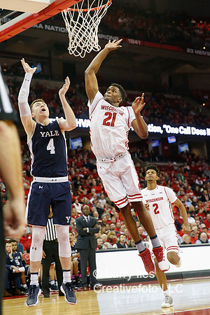 DKI171112015_Wisconsin_Yale