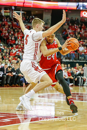 DKI180129011_Wisconsin_Nebraska
