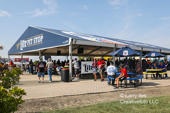 DKI170917013_Turtle_400_NASCAR