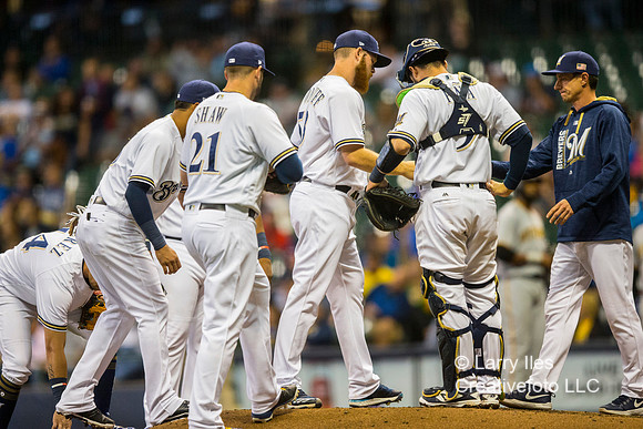 DKI17091104_Pirates_vs_Brewers