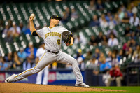 DKI17091108_Pirates_vs_Brewers