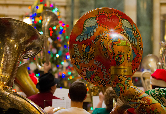 tuba xmas-004