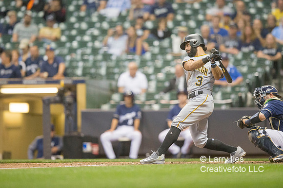DKI17091222_Pirates_vs_Brewers