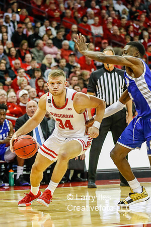 DKI191108012_UW_vs_EIU