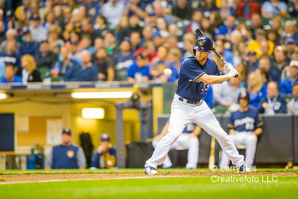 DKI17092713_Brewers_Reds