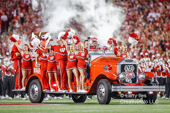 DKI180831007_WKU_at_Wisc_Football