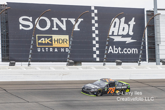 DKI17091704_Turtle_400_NASCAR