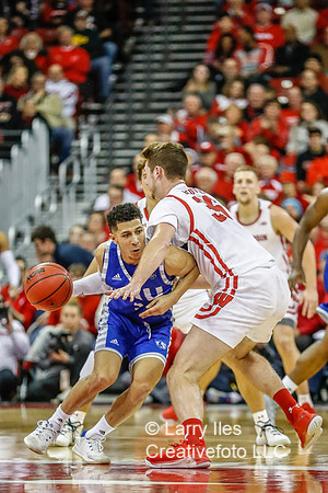 DKI191108010_UW_vs_EIU