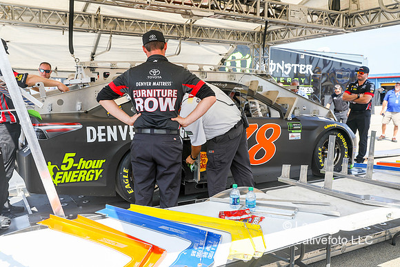 DKI170917019_Turtle_400_NASCAR