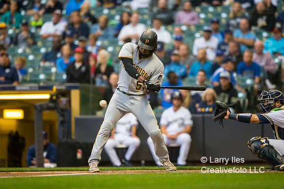 DKI17091118_Pirates_vs_Brewers