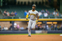 DKI17091117_Pirates_vs_Brewers